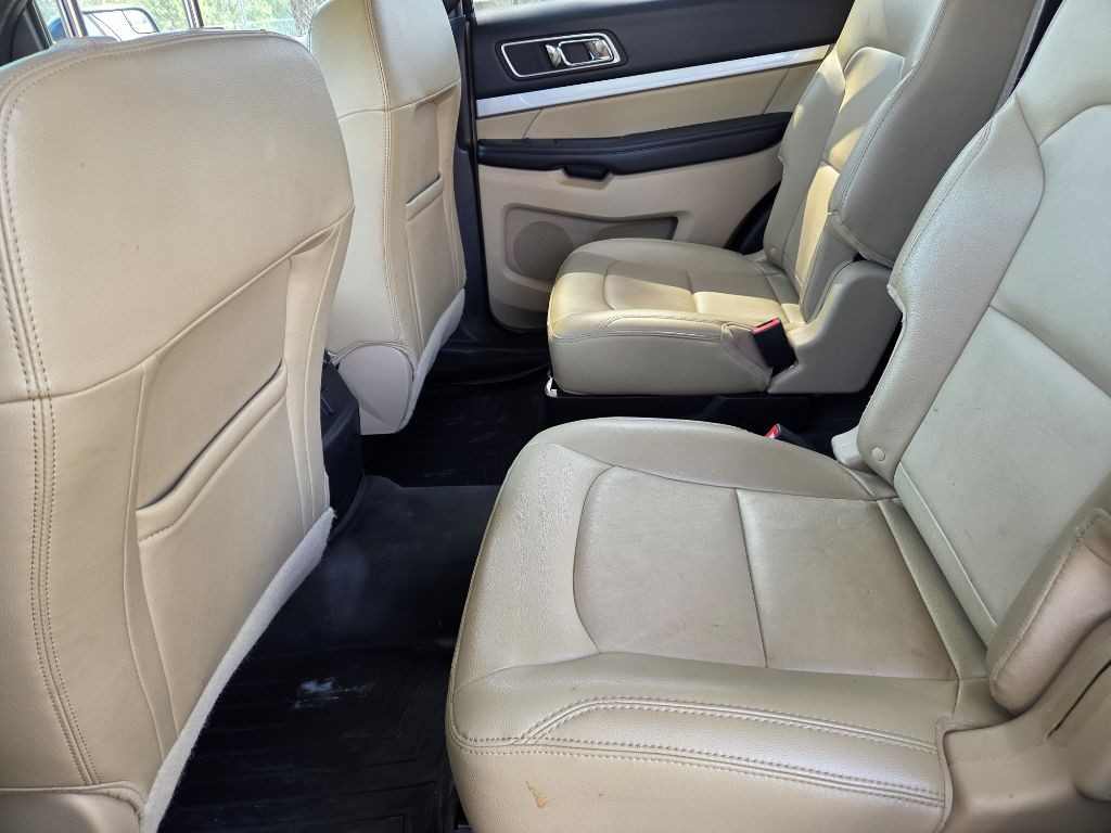 2016 Ford Explorer Image 6