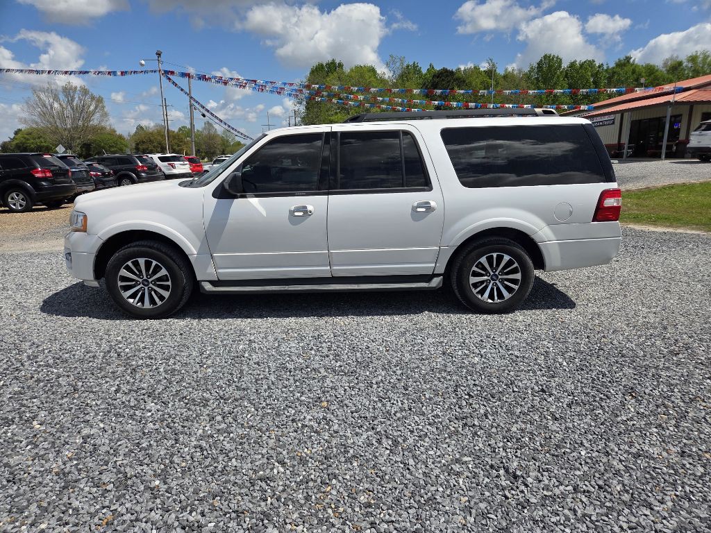 2015 Ford Expedition Image 2
