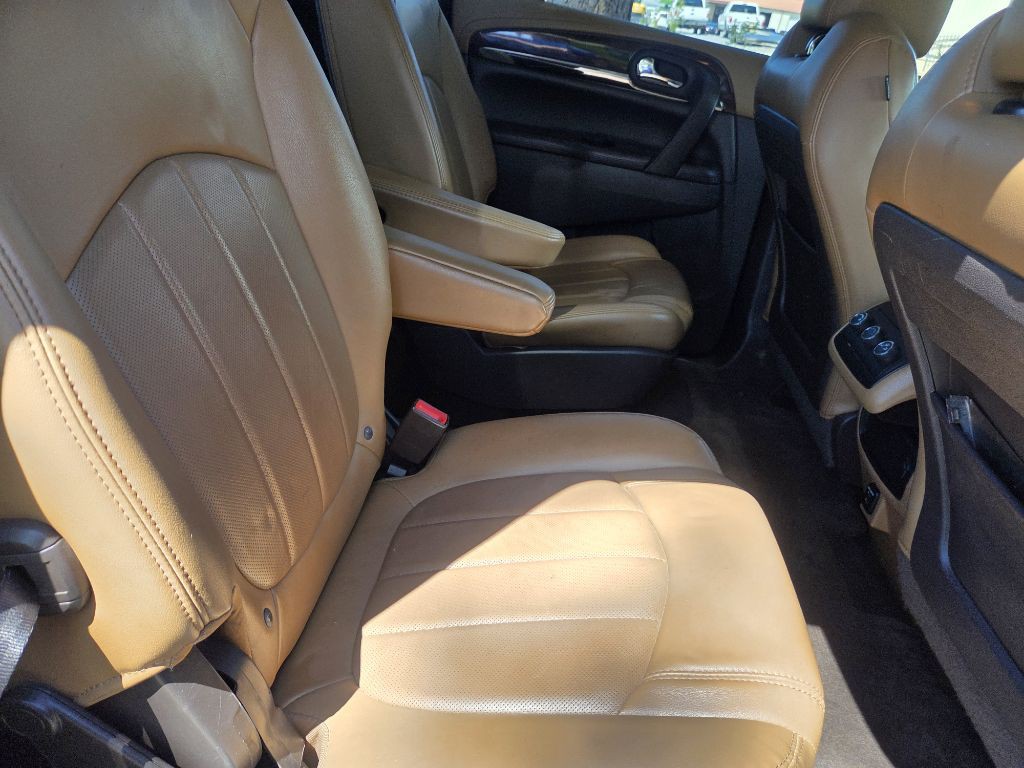 2016 Buick Enclave Image 11