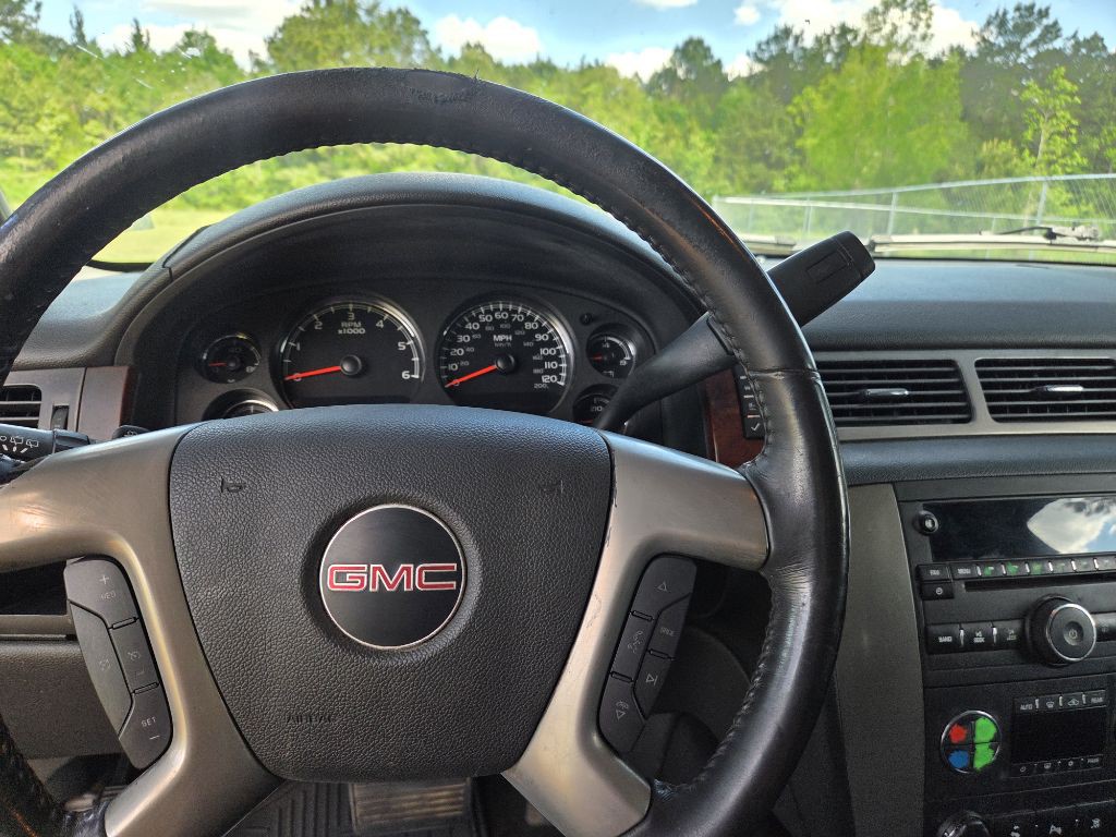 2011 GMC Yukon Image 5