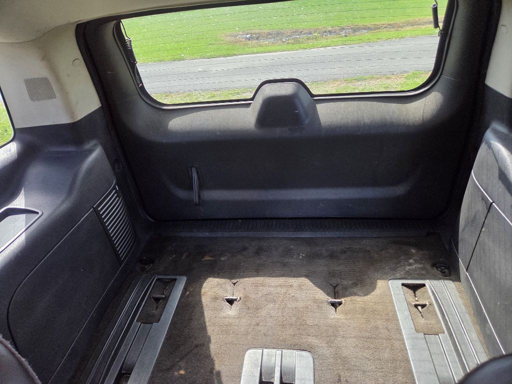 2011 GMC Yukon Image 8