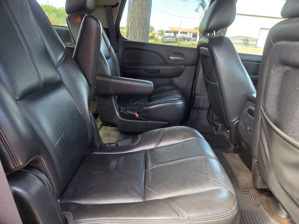 2011 GMC Yukon Image 9