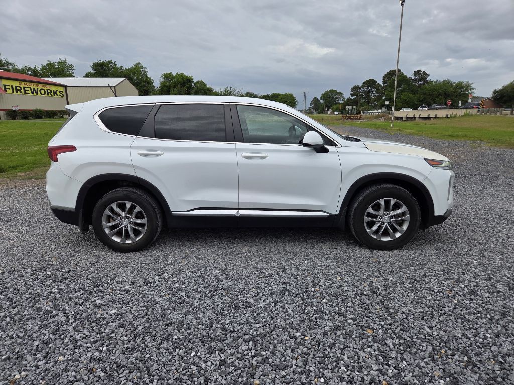 2019 Hyundai Santa Fe Image 2