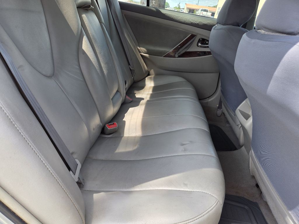 2007 Toyota Camry Image 8