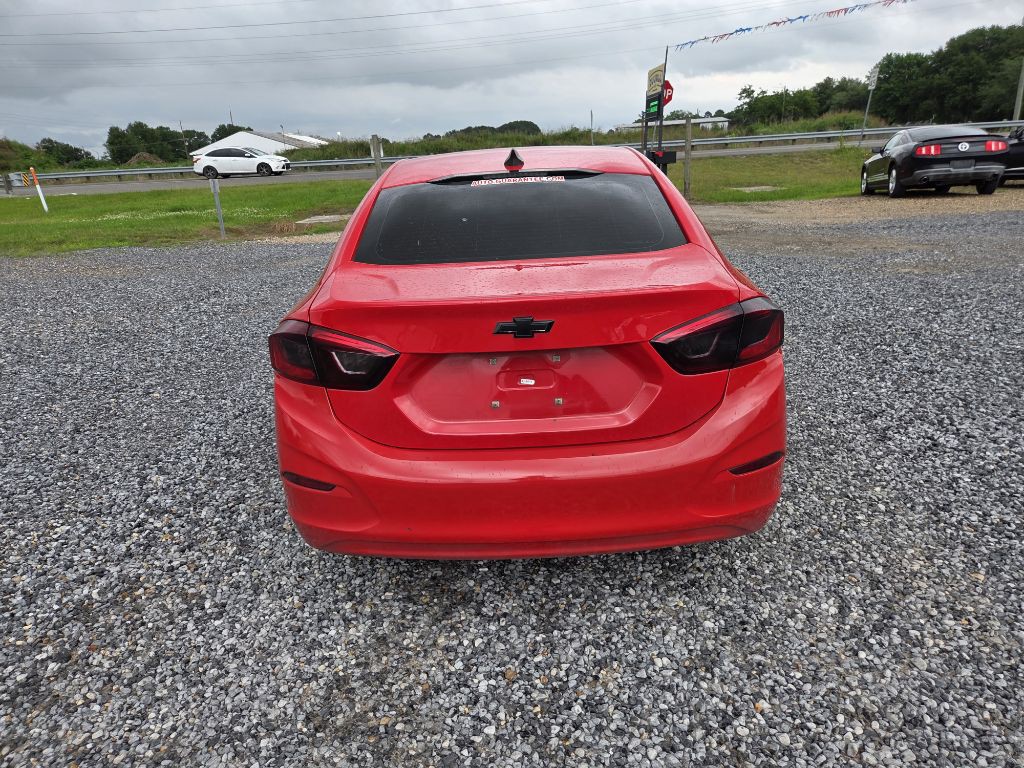2019 Chevrolet Cruze Image 3