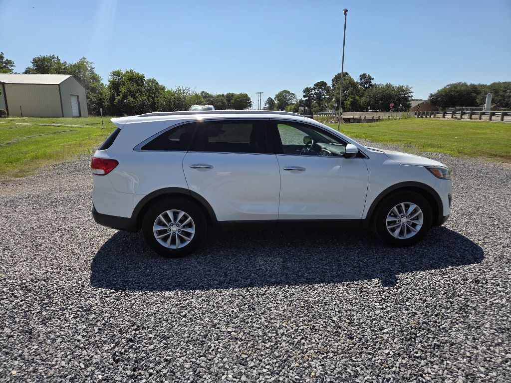 2016 Kia Sorento Image 3