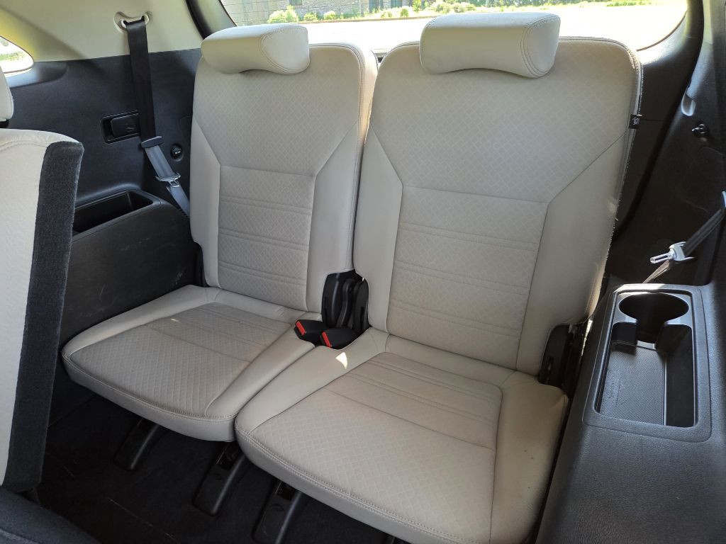 2016 Kia Sorento Image 8
