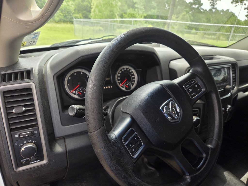 2015 RAM 1500 Image 5