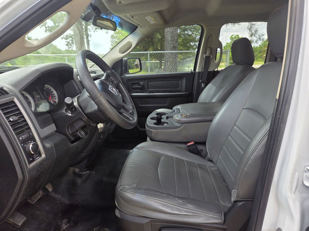 2015 RAM 1500 Image 6