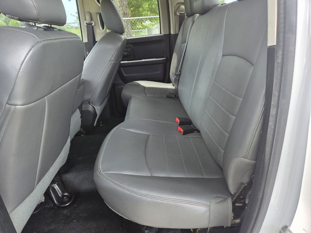 2015 RAM 1500 Image 8