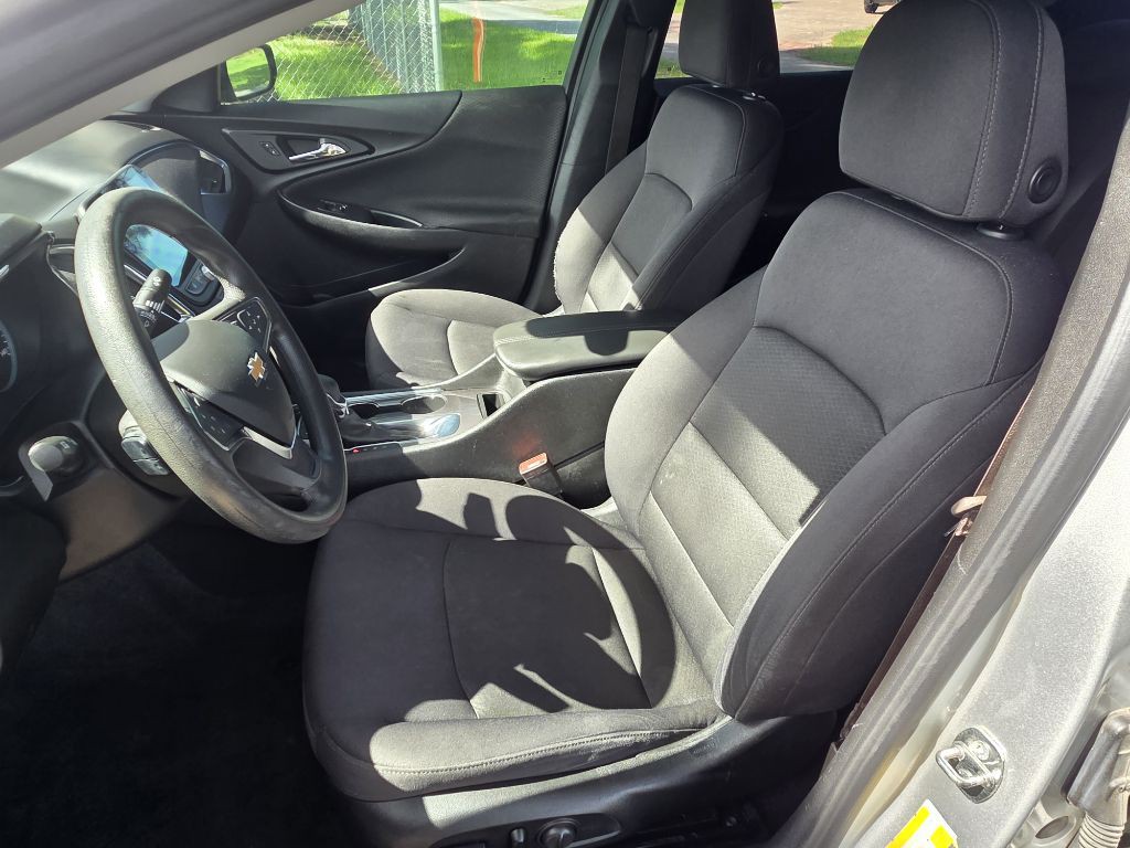 2021 Chevrolet Malibu Image 6