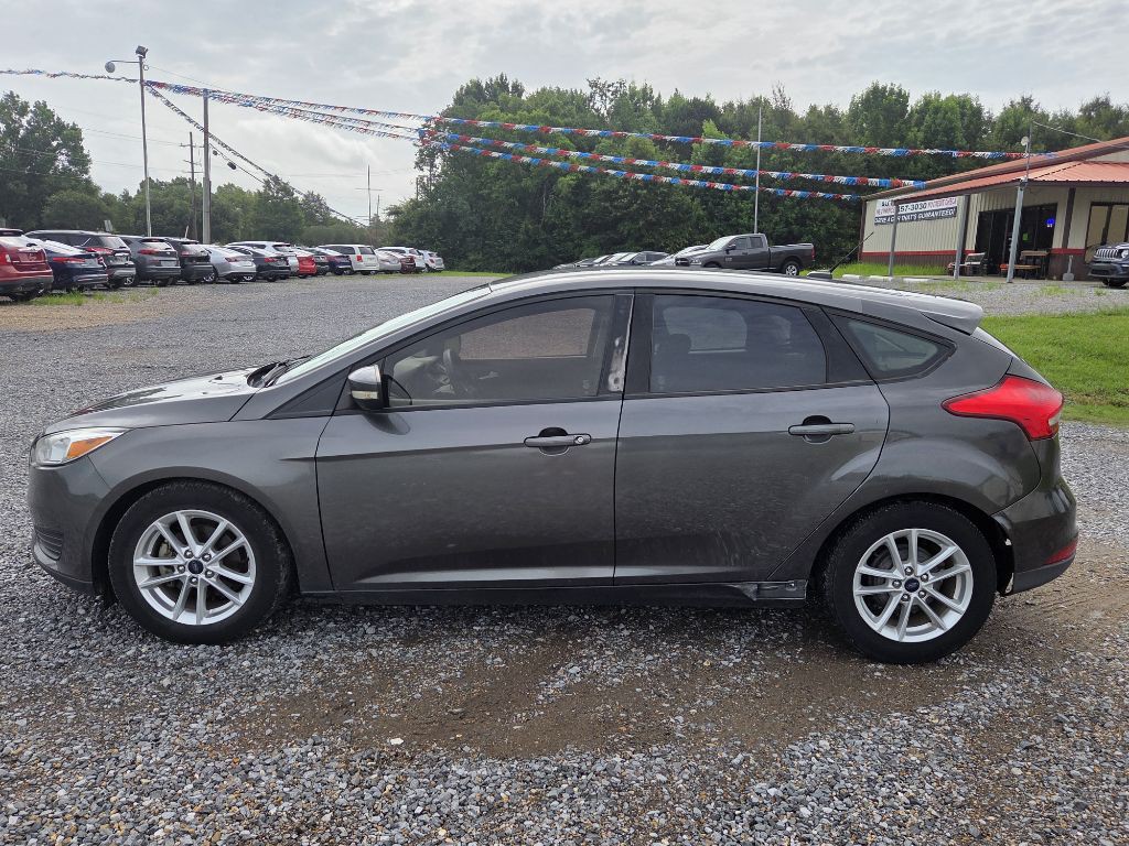2016 Ford Focus Image 2