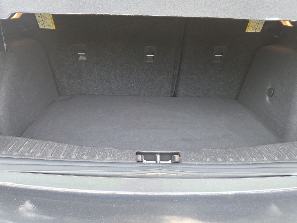 2016 Ford Focus Image 10