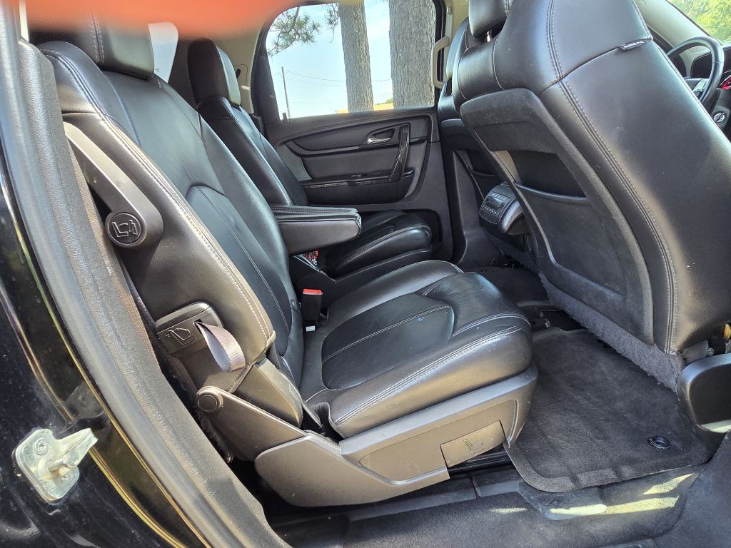 2016 GMC Acadia Image 8