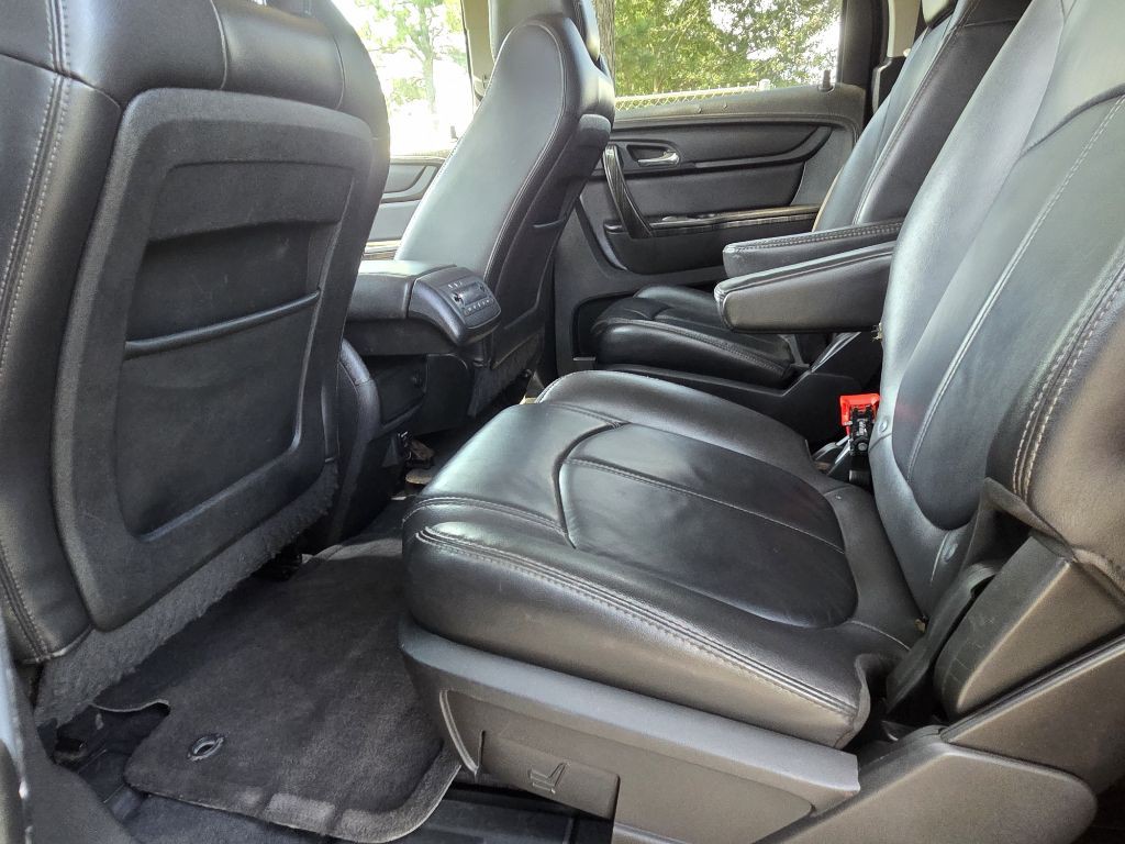 2016 GMC Acadia Image 10