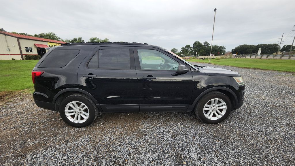 2017 Ford Explorer Image 3