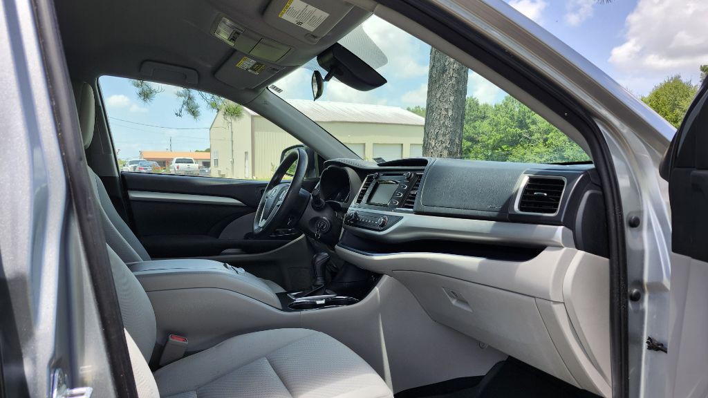 2019 Toyota Highlander Image 9