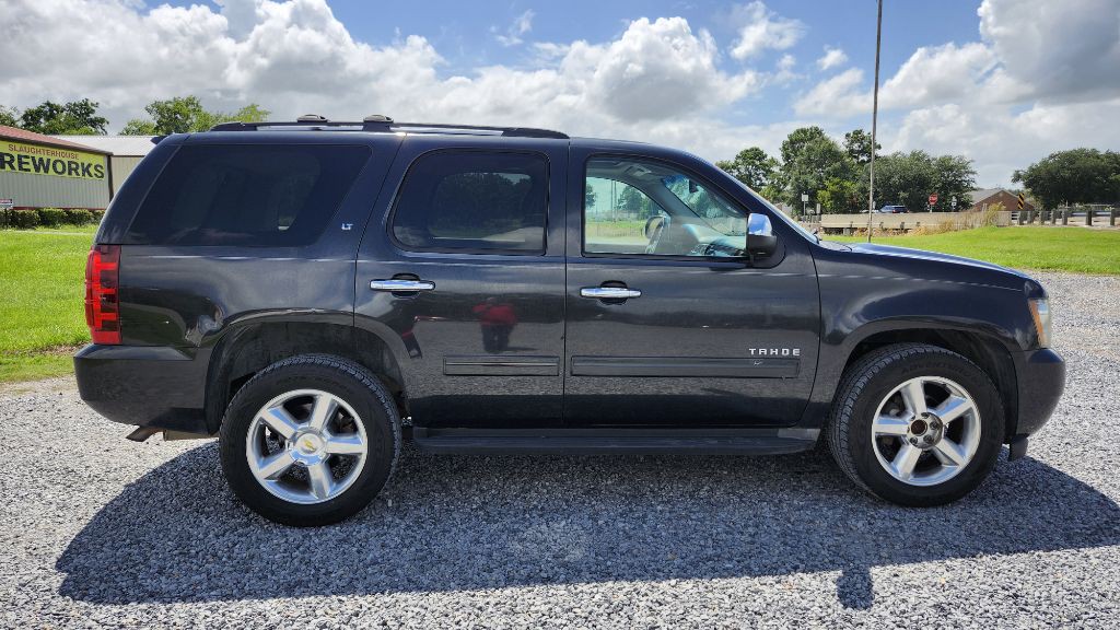 2011 Chevrolet Tahoe Image 4