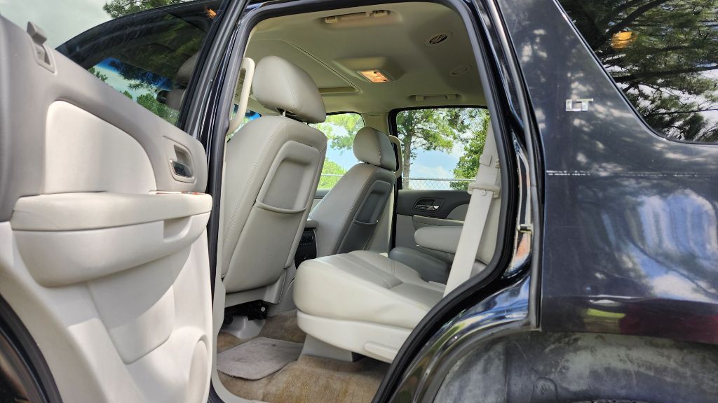 2011 Chevrolet Tahoe Image 9
