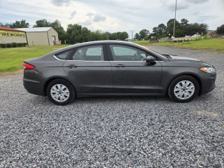 Image for 2019 Ford Fusion S ID: 7615129