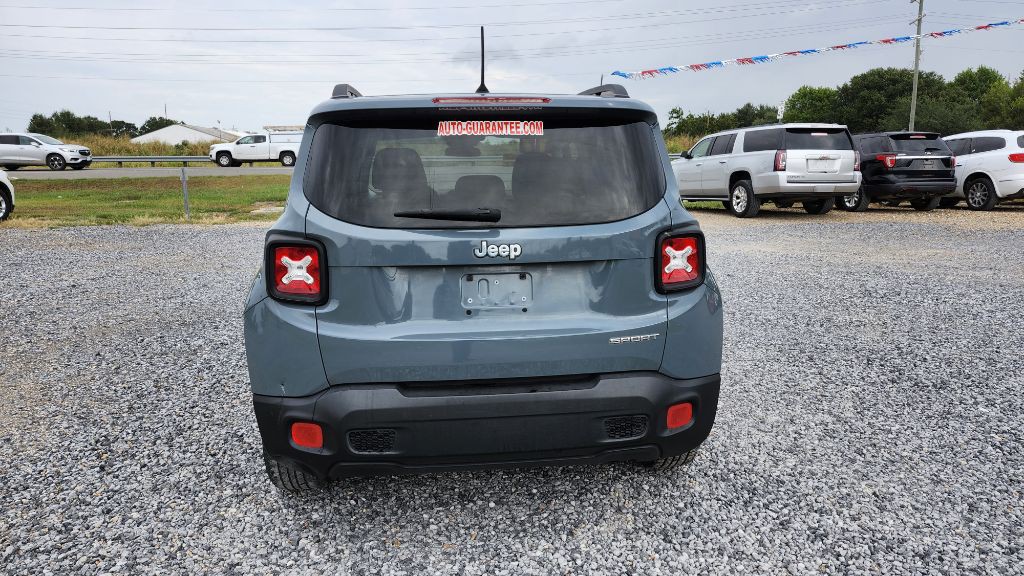 2017 Jeep Renegade Image 3