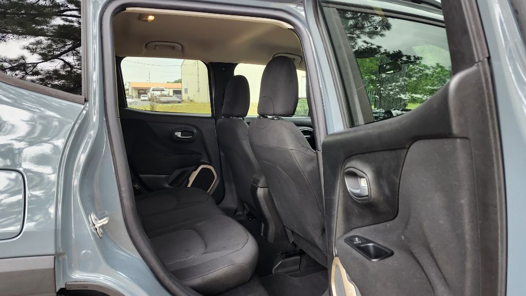 2017 Jeep Renegade Image 9