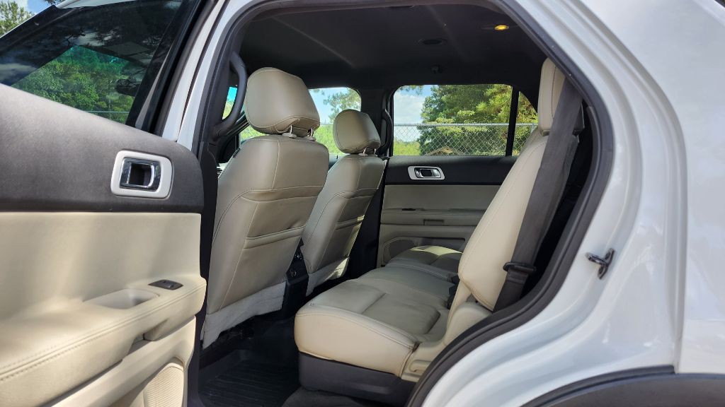 2015 Ford Explorer Image 7