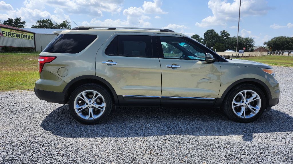2013 Ford Explorer Image 2