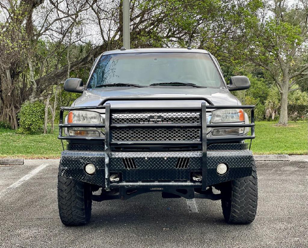 2005 GMC Sierra 2500 Image 5