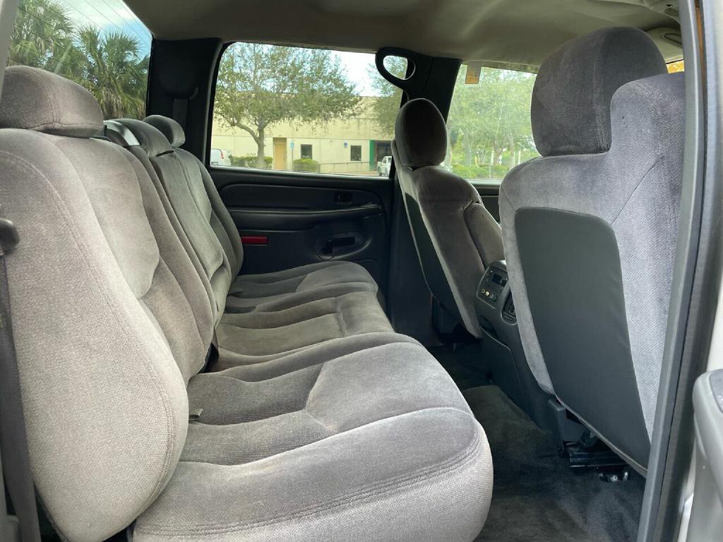 2005 GMC Sierra 2500 Image 19