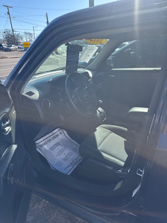 2014 Jeep Patriot Image 9