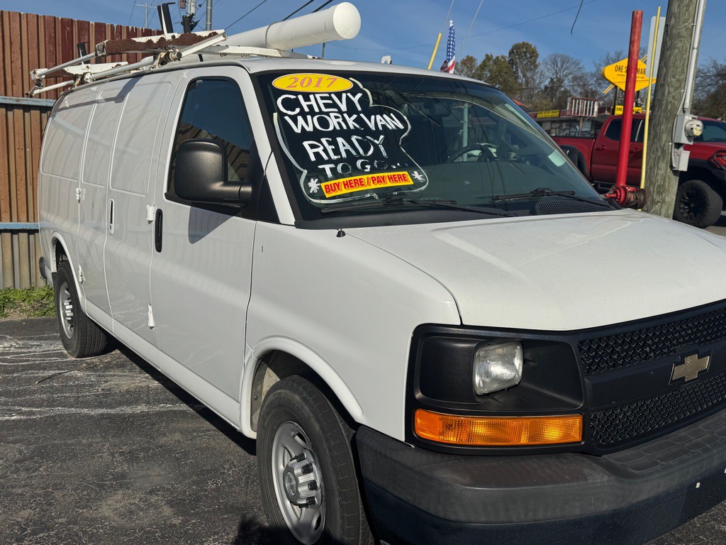2017 Chevrolet Express Image 2
