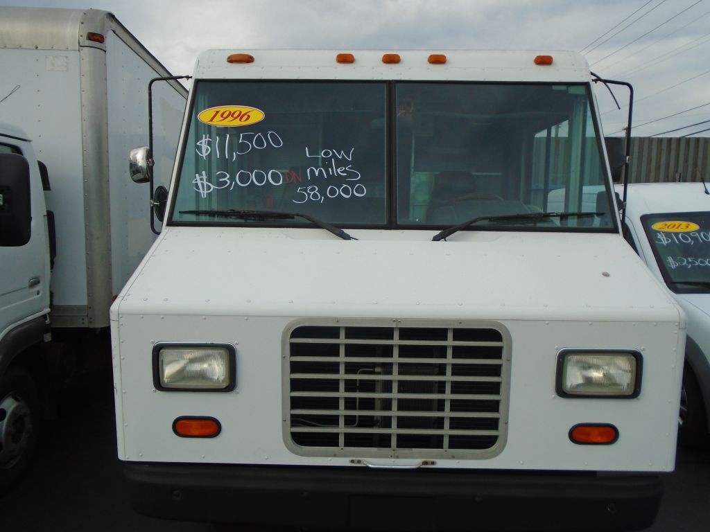 1996 GMC Forward Control Chassis Image 2