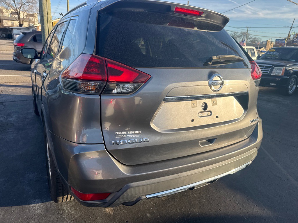 2018 Nissan Rogue Image 5