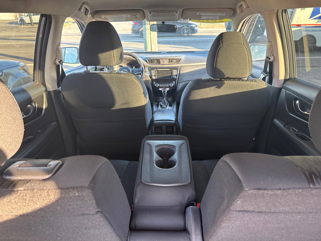 2018 Nissan Rogue Image 20