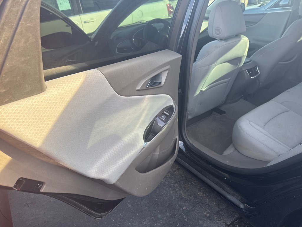 2021 Chevrolet Malibu Image 12