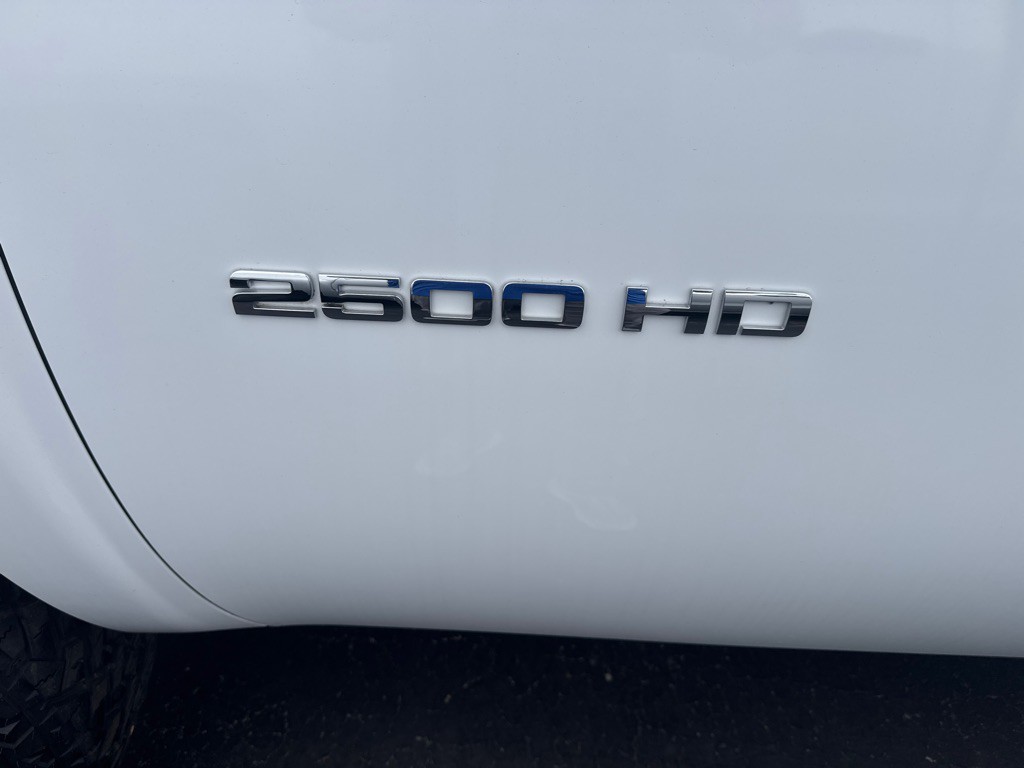 2011 Chevrolet Silverado 1500 Image 4