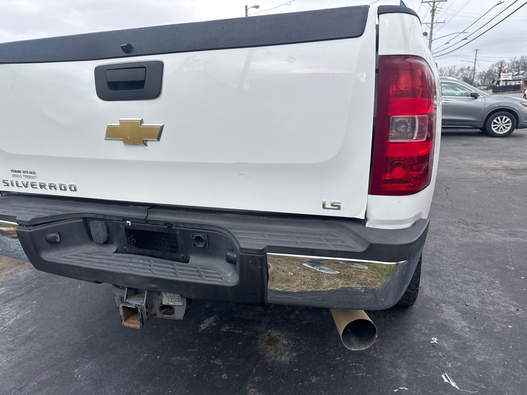 2011 Chevrolet Silverado 1500 Image 9