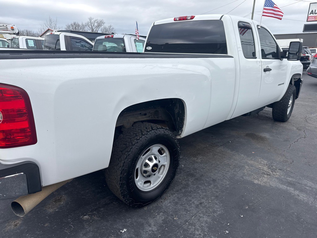 2011 Chevrolet Silverado 1500 Image 11