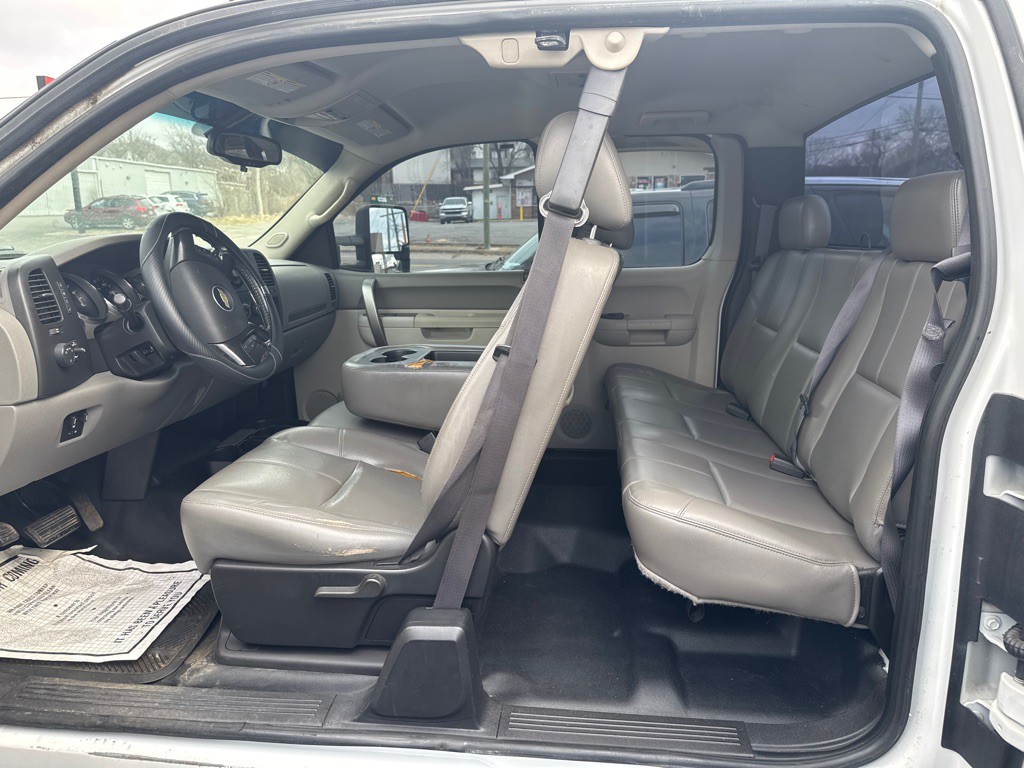 2011 Chevrolet Silverado 1500 Image 19