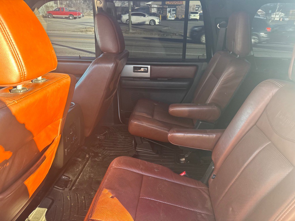 2012 Ford Expedition Image 10