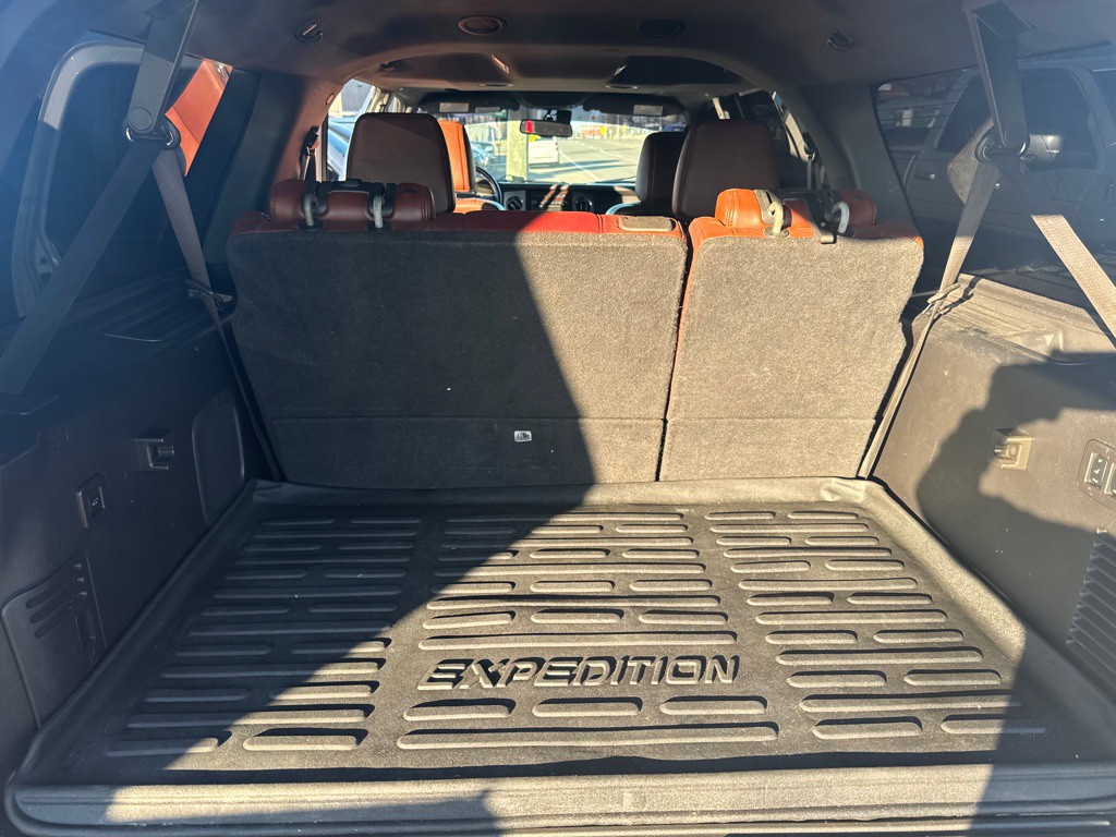 2012 Ford Expedition Image 12