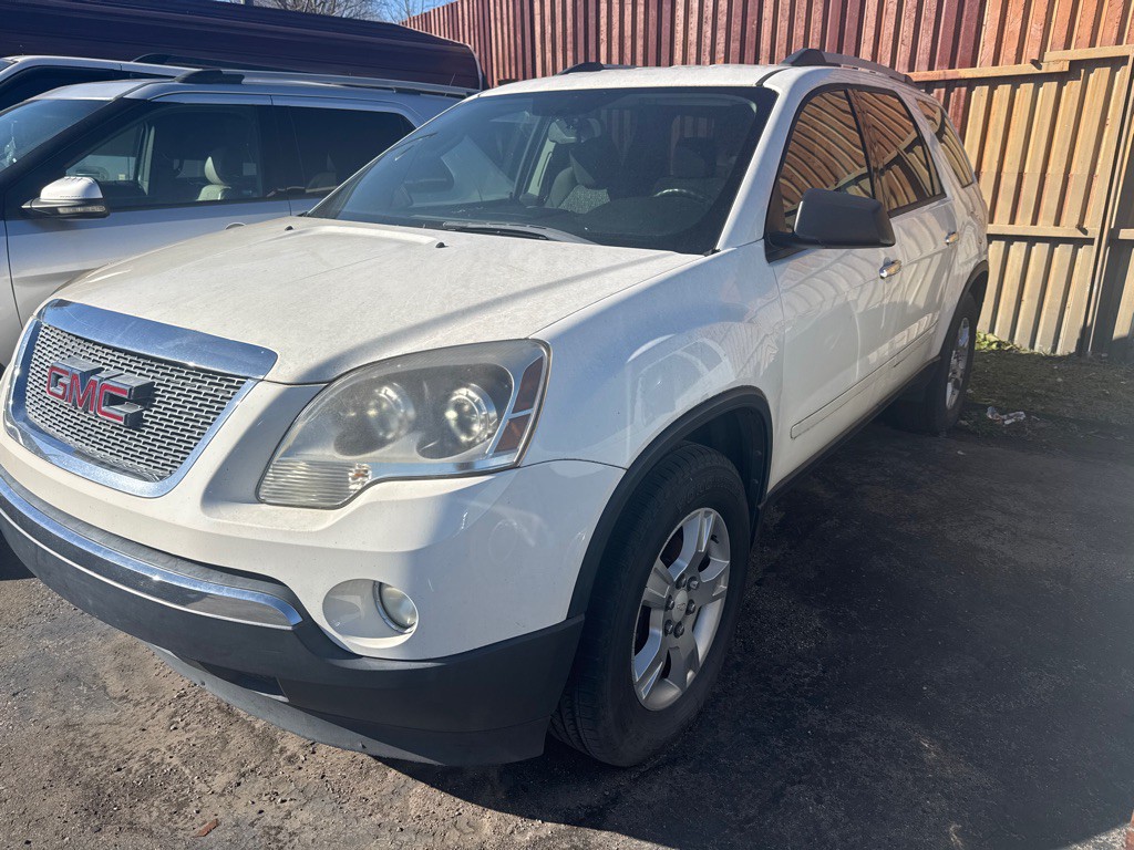 2012 GMC Acadia Image 2