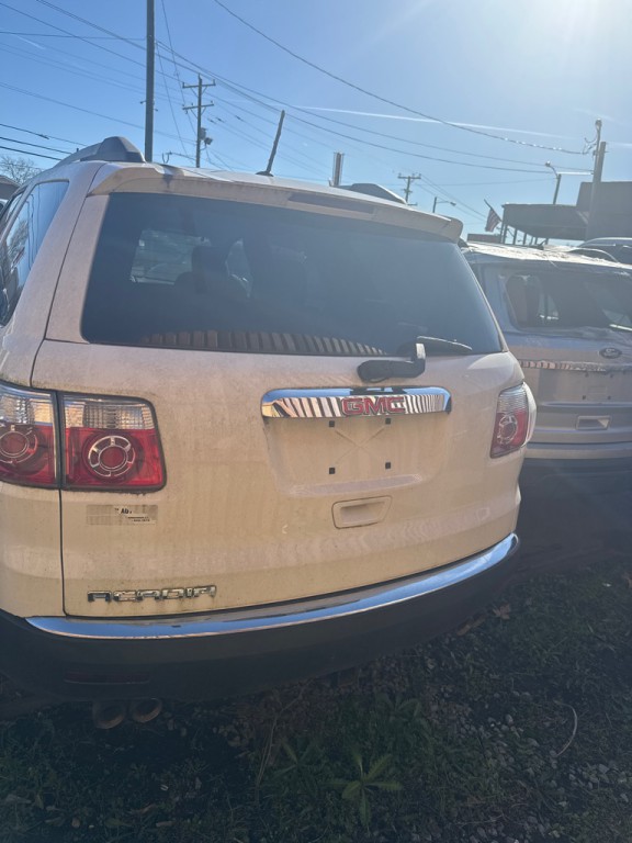 2012 GMC Acadia Image 4