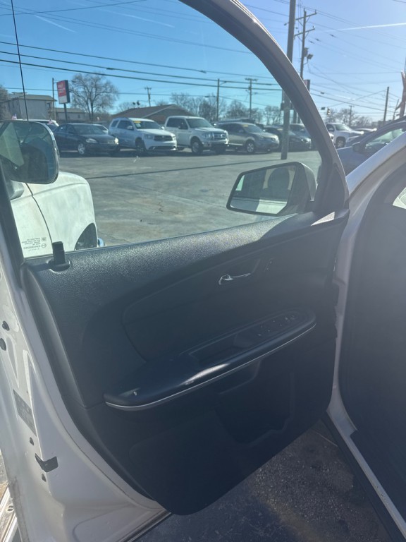 2012 GMC Acadia Image 8