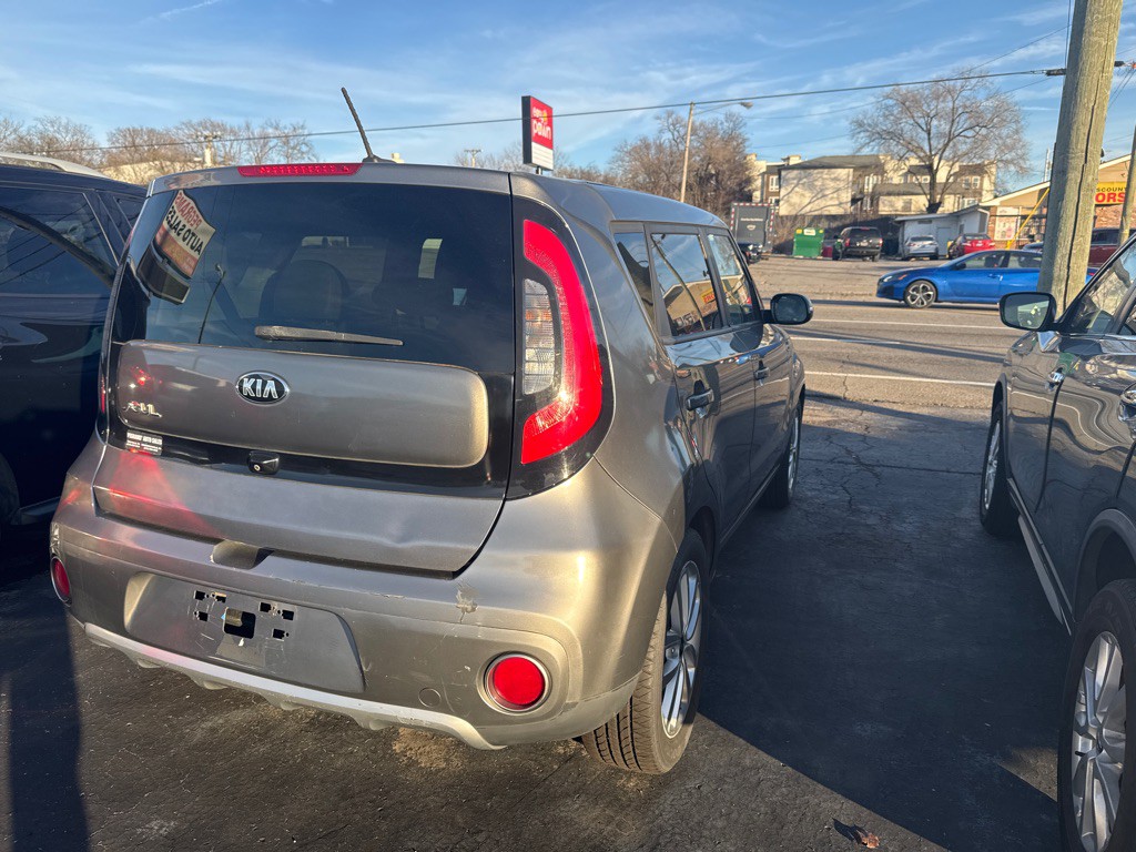 2017 Kia Soul Image 5