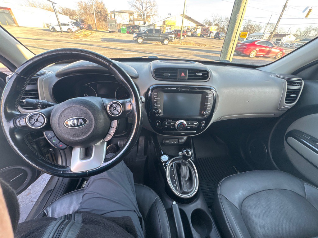 2017 Kia Soul Image 11