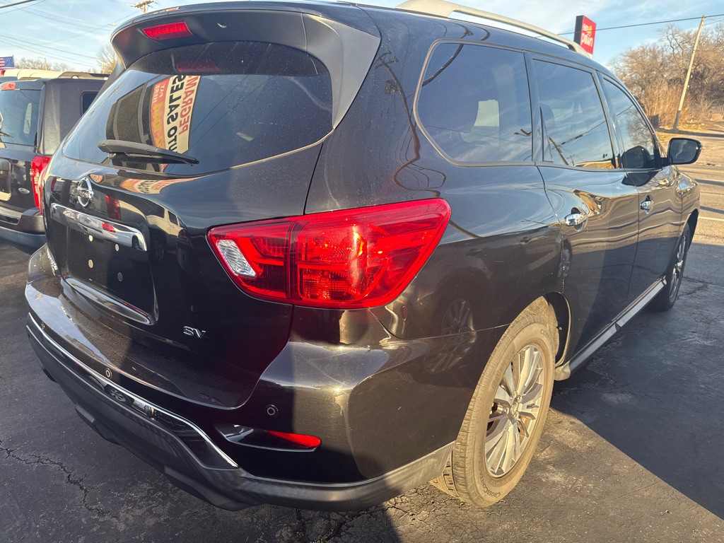 2017 Nissan Pathfinder Image 7