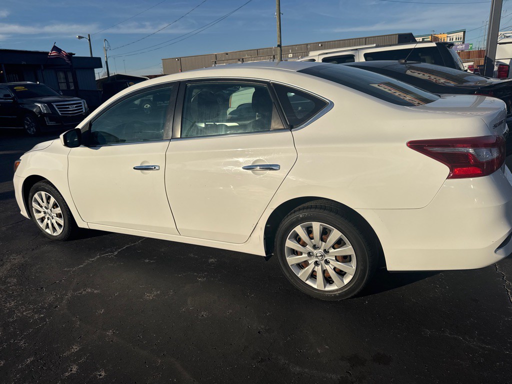2019 Nissan Sentra Image 3