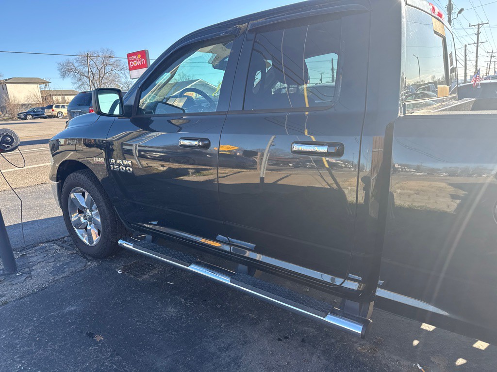 2015 RAM 1500 Image 8